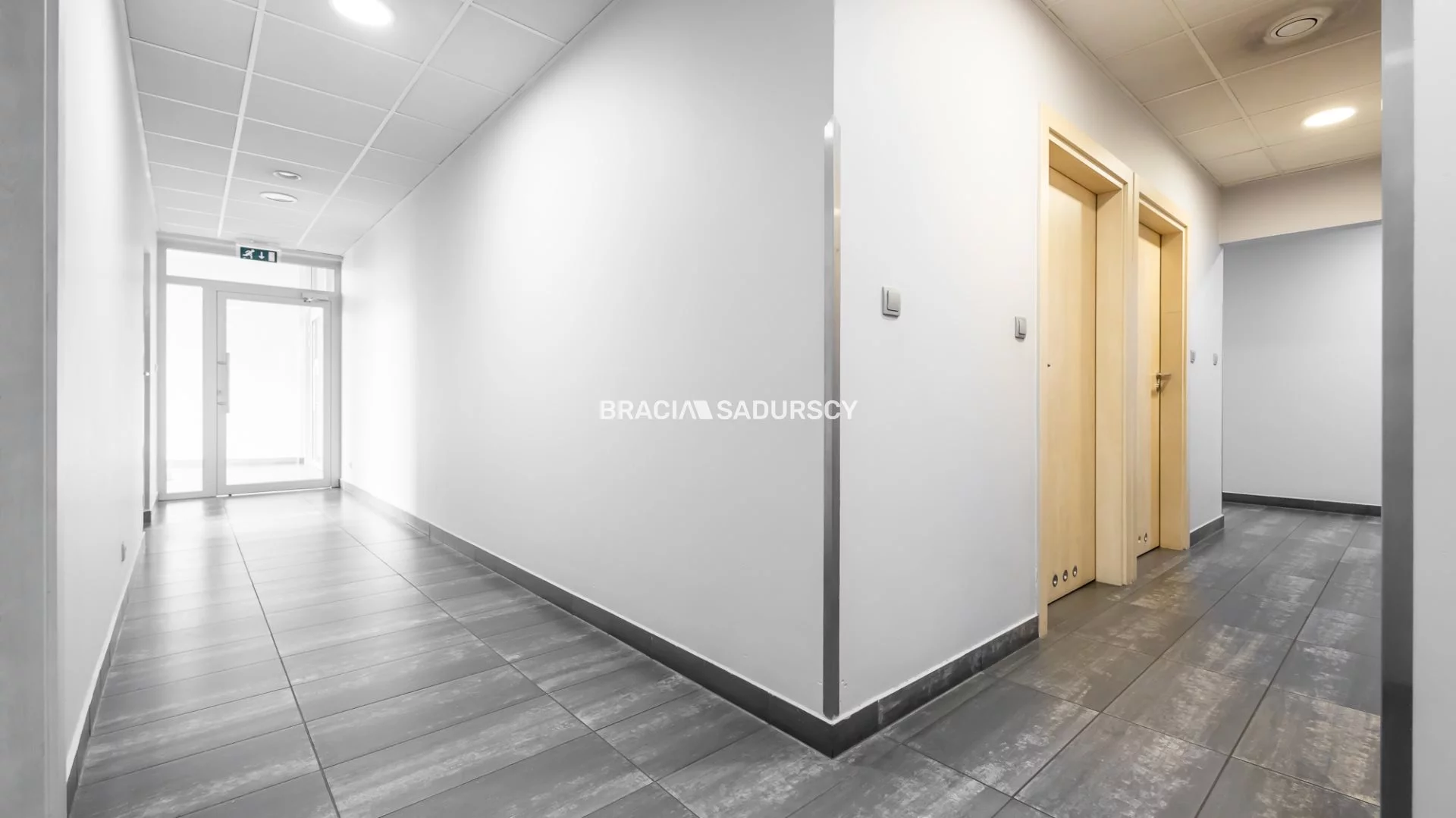 Obiekt 5 700,00 m², oferta nr , BS3-BW-301884-3, Kraków, Podgórze, Rybitwy, Botewa