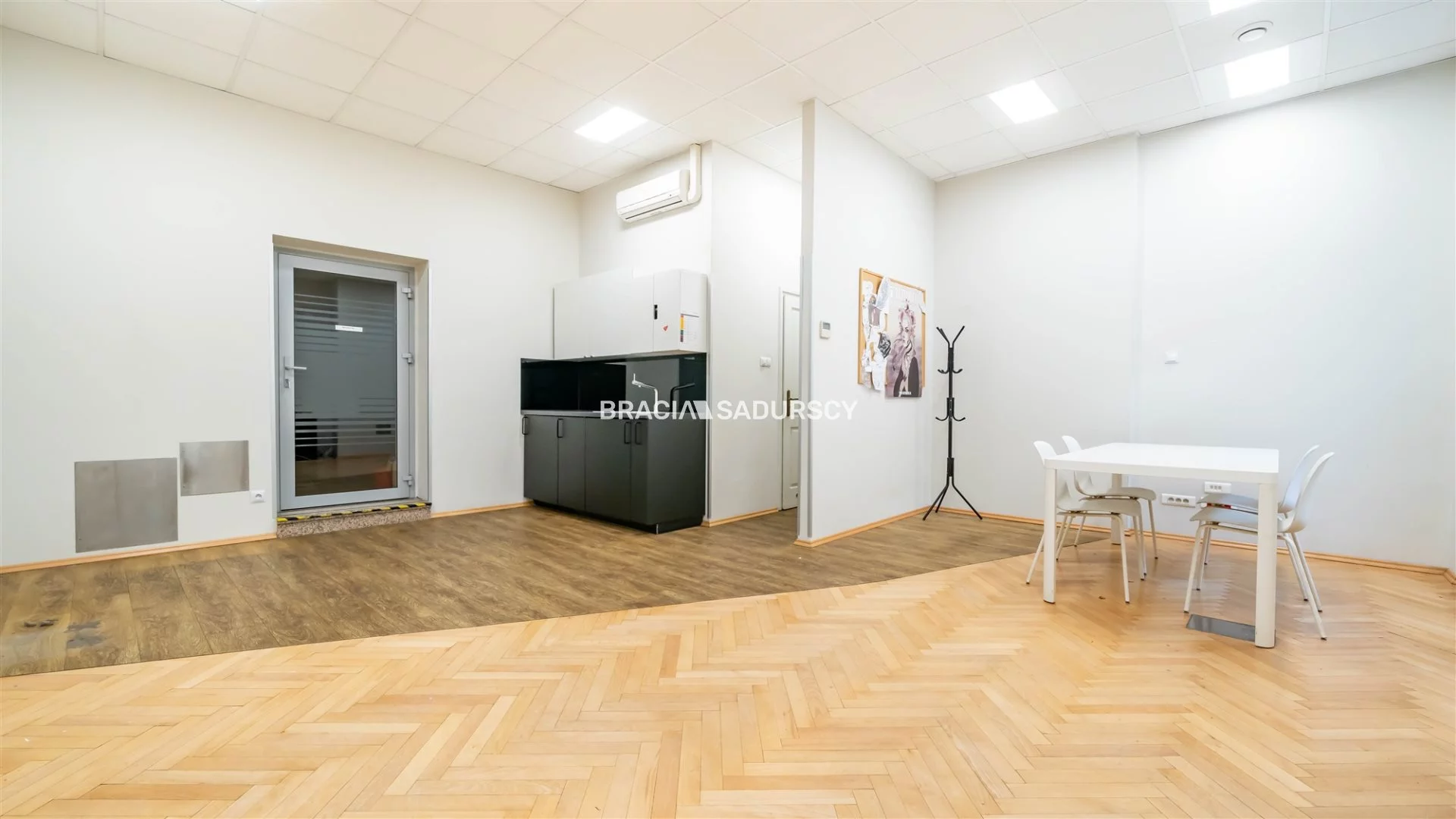Lokal użytkowy 303,00 m², oferta nr , BS2-LW-306198-10, Kraków, Stare Miasto, Stare Miasto, Czarnowiejska
