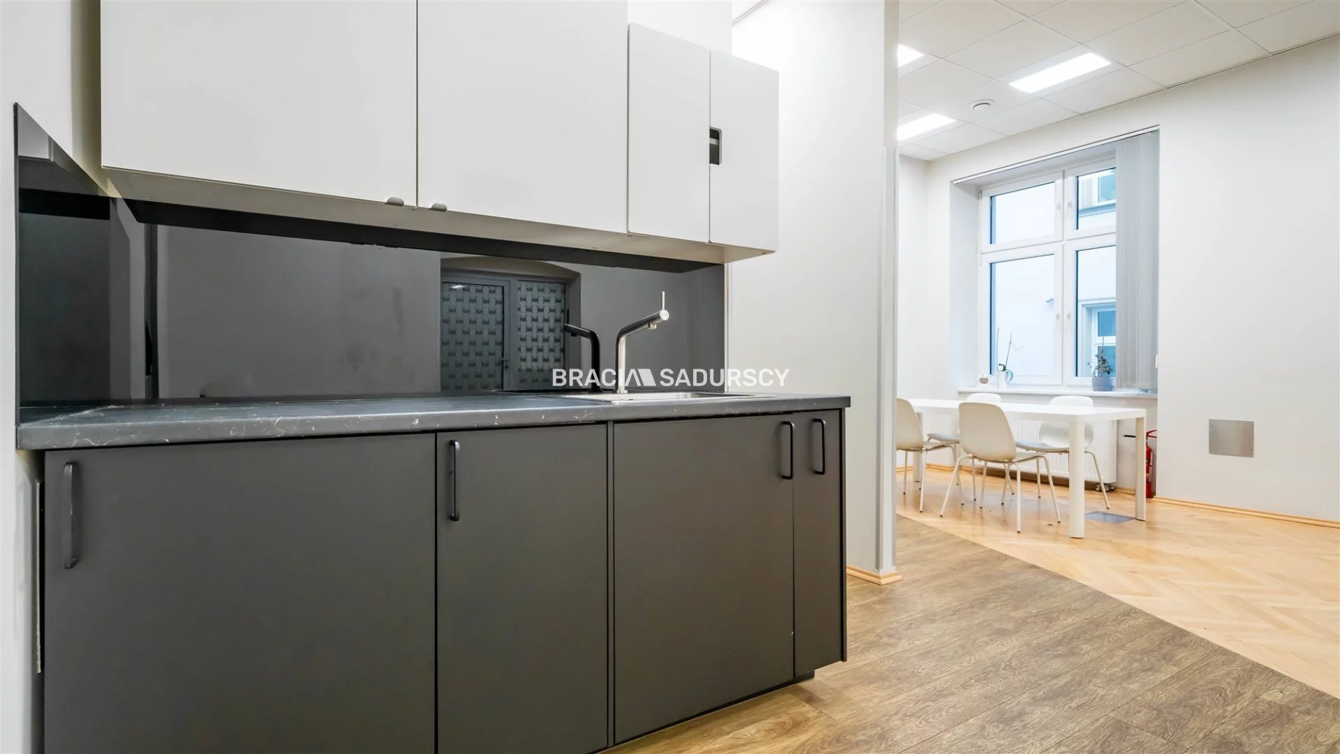 Lokal użytkowy 303,00 m², oferta nr , BS2-LW-306198-10, Kraków, Stare Miasto, Stare Miasto, Czarnowiejska
