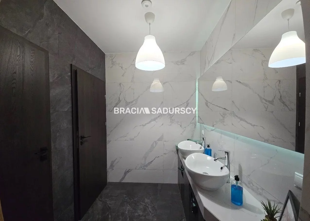 Lokal użytkowy 242,00 m², oferta nr , BS3-LW-308320-2, Kraków, Grzegórzki, Dąbie, Dąbska