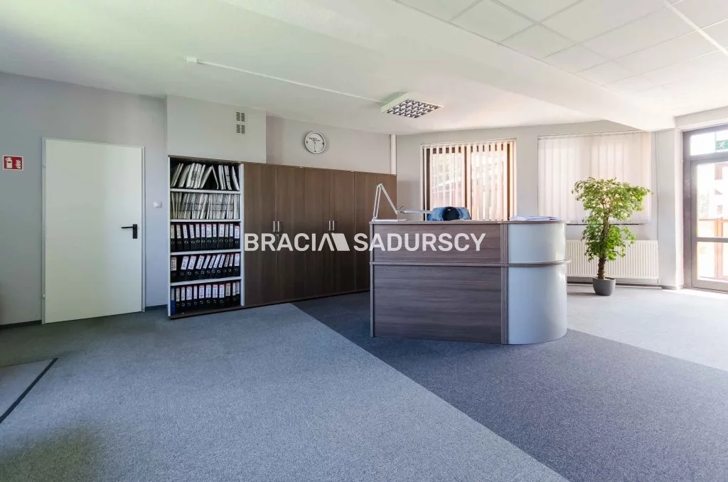 Lokal użytkowy 460,00 m², oferta nr , BS3-LW-215944-51, Kraków, Krowodrza, Henryka Pachońskiego