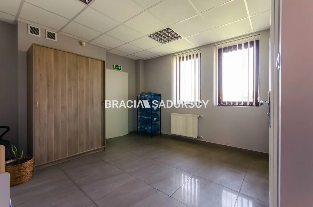 Lokal użytkowy 460,00 m², oferta nr , BS3-LW-215944-51, Kraków, Krowodrza, Henryka Pachońskiego
