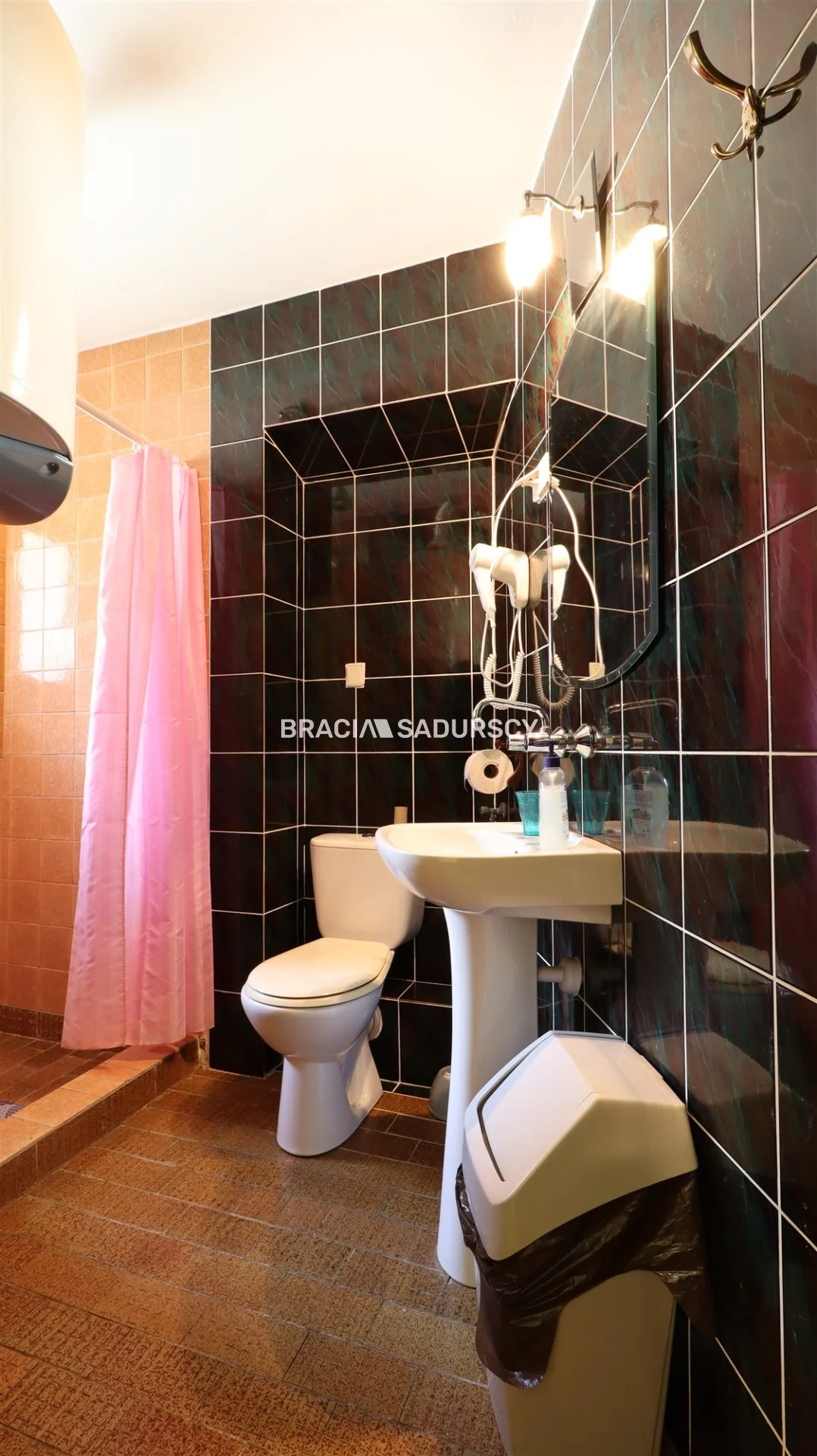 Obiekt 820,00 m², oferta nr , BS5-BS-310161-2, Iwkowa