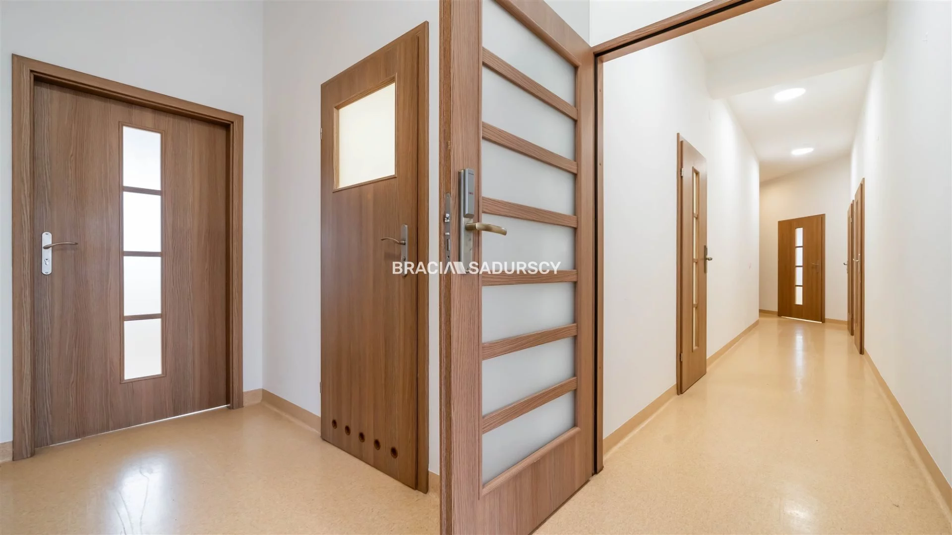 BS2-LW-305698-11 - zdjęcie nr 2
