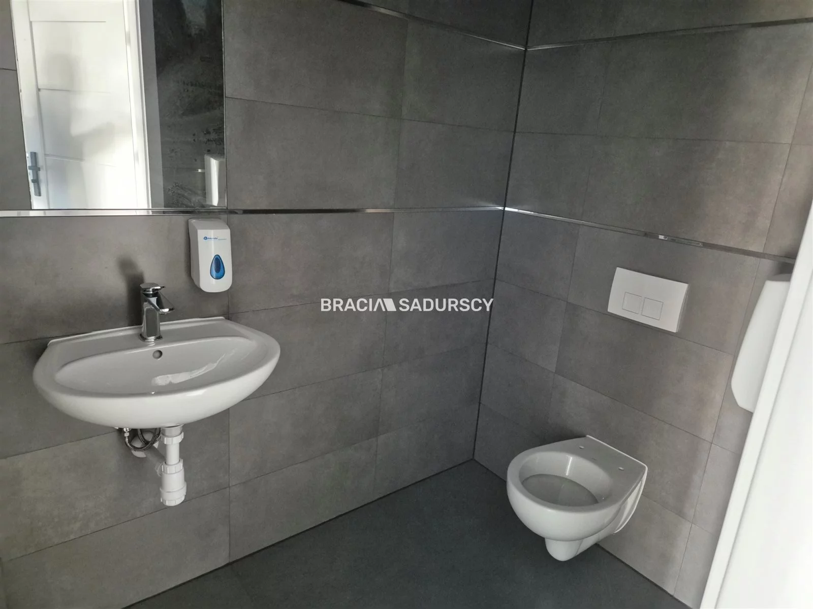 Lokal użytkowy 310,00 m², oferta nr , BS2-LW-307220-8, Kraków, Czyżyny, Łęg