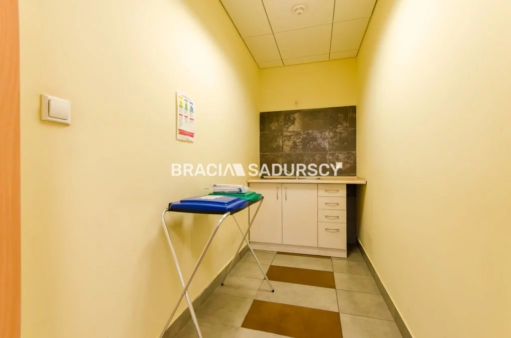 Biuro 520,00 m², oferta nr , BS3-BW-196087-73, Kraków, Prądnik Biały, Azory