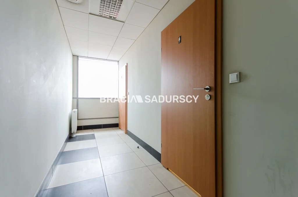 Biuro 520,00 m², oferta nr , BS3-BW-196087-73, Kraków, Prądnik Biały, Azory