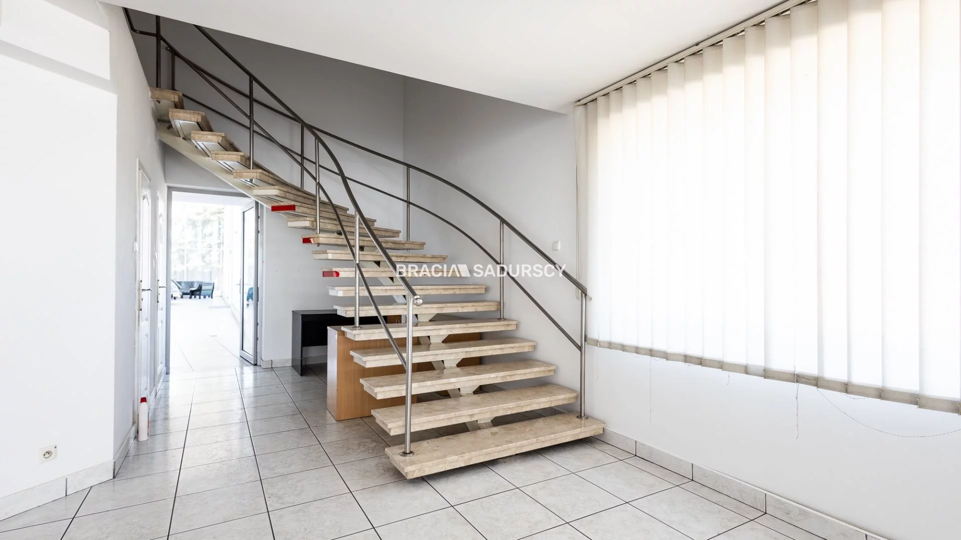 Lokal użytkowy 2 367,00 m², oferta nr , BS3-BS-301753, Tarnów, Krakowska