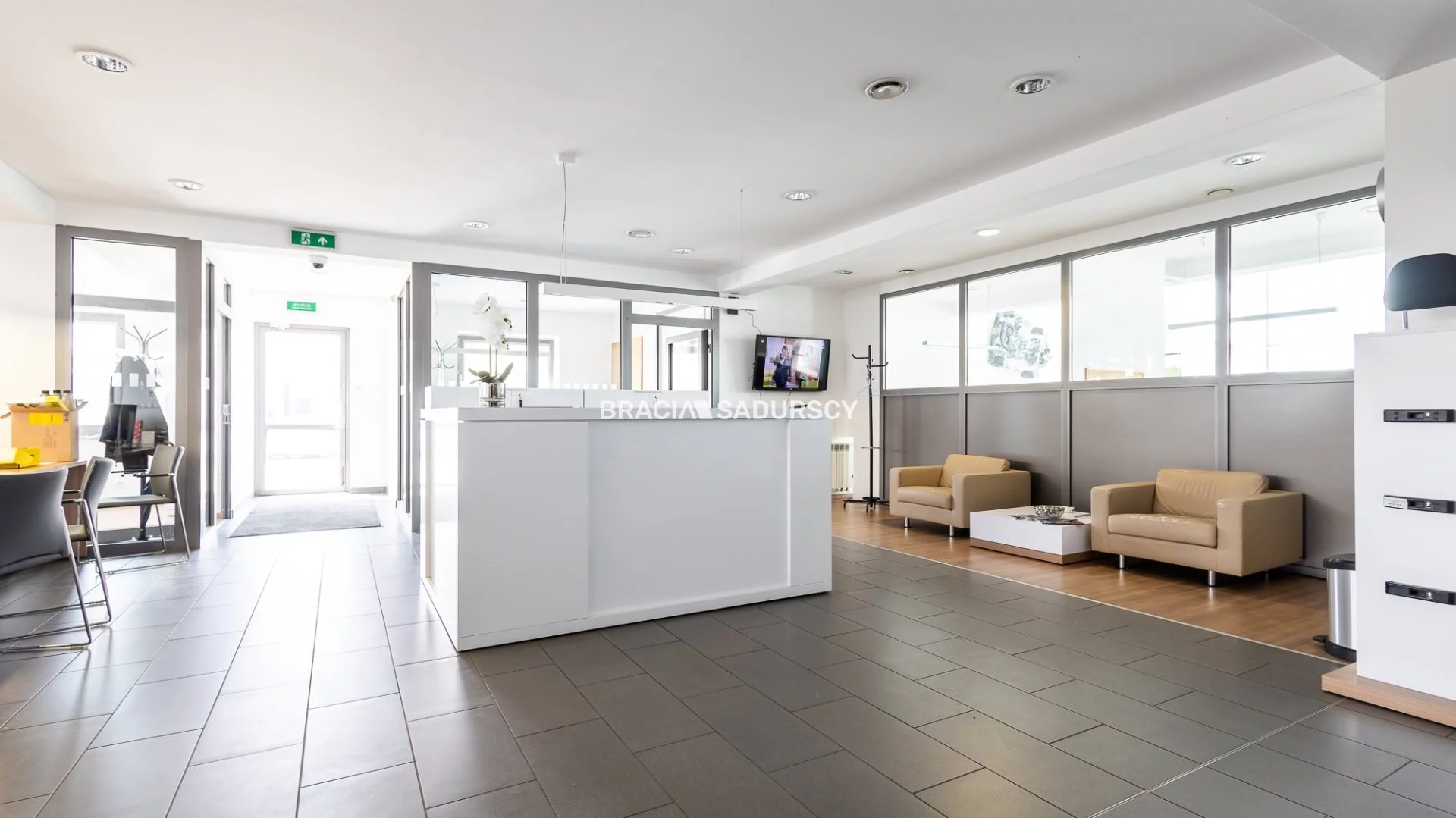 Lokal użytkowy 4 080,00 m², oferta nr , BS3-BW-301758-1, Tarnów, Zabłocie, Krakowska