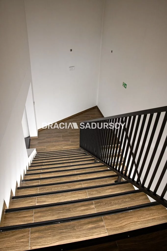 Lokal użytkowy 260,00 m², oferta nr , BS3-LW-282460-7, Liszki