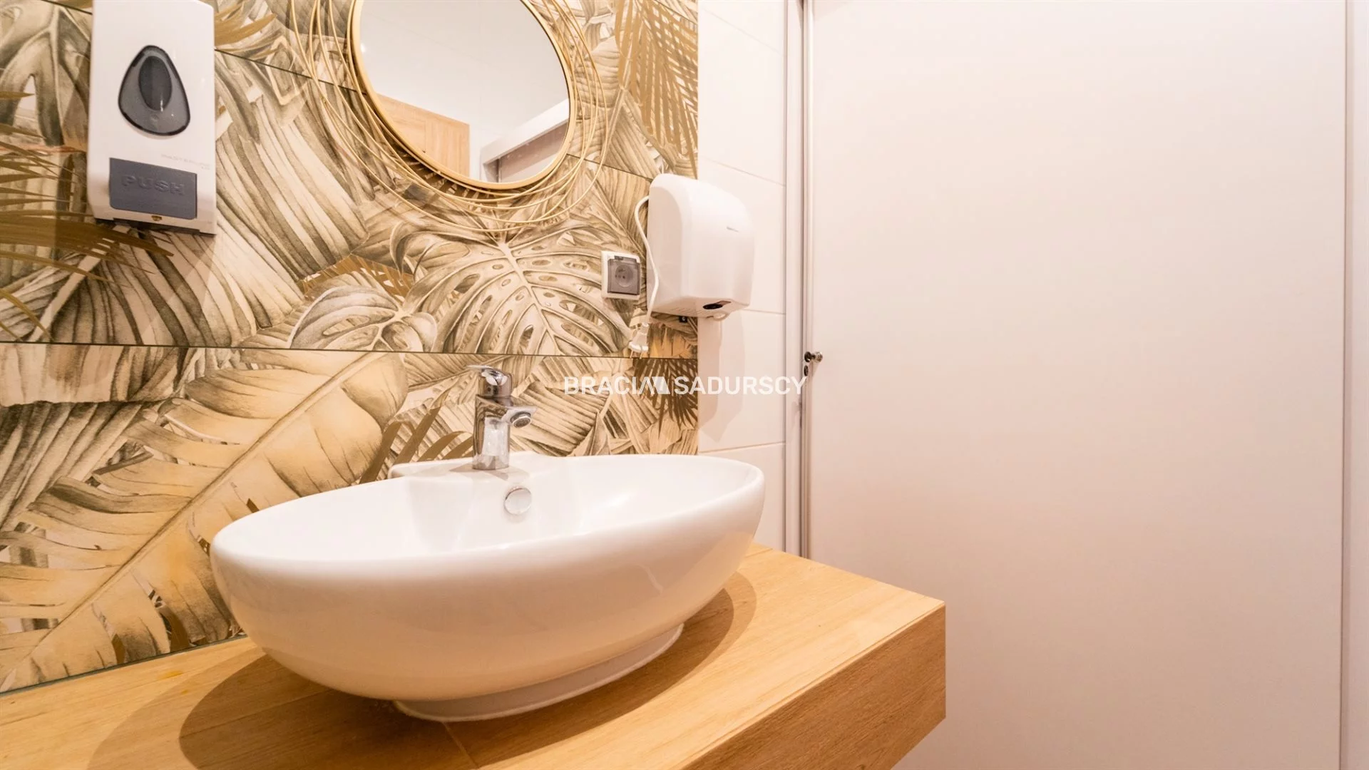 Lokal użytkowy 148,80 m², oferta nr , BS3-LW-305776-1, Kraków, Bronowice, Mydlniki, mjr. Łupaszki