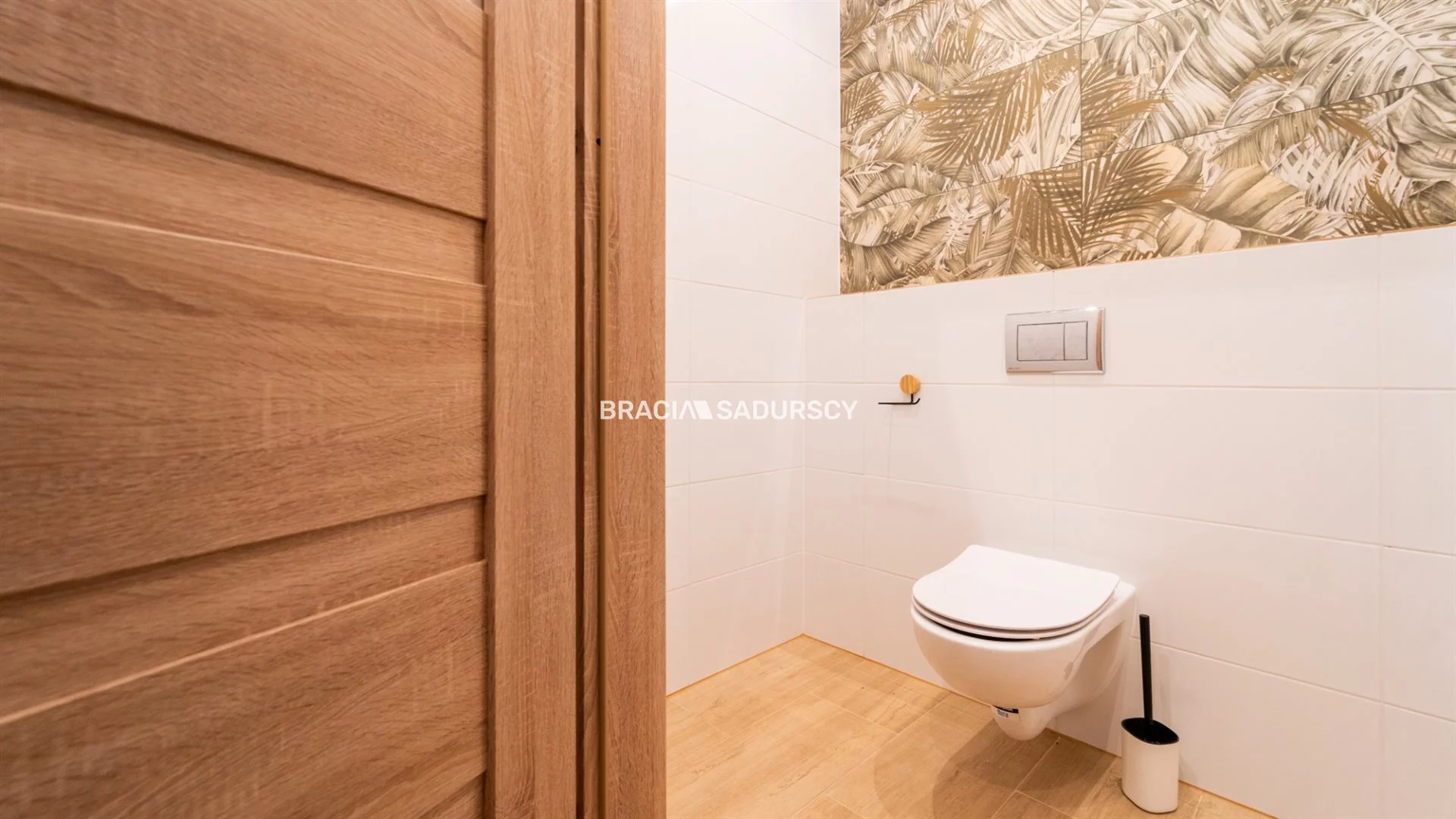 Lokal użytkowy 148,80 m², oferta nr , BS3-LW-305776-1, Kraków, Bronowice, Mydlniki, mjr. Łupaszki