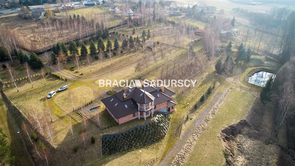 Obiekt 30 005,00 m², oferta nr , BS1-BS-309507-297, Mogilany, Myślenicka