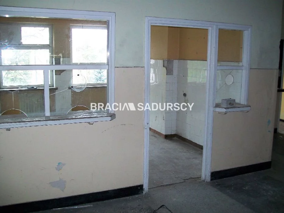Biuro 2 300,00 m², oferta nr , BS3-BW-93155-195, Nowy Targ