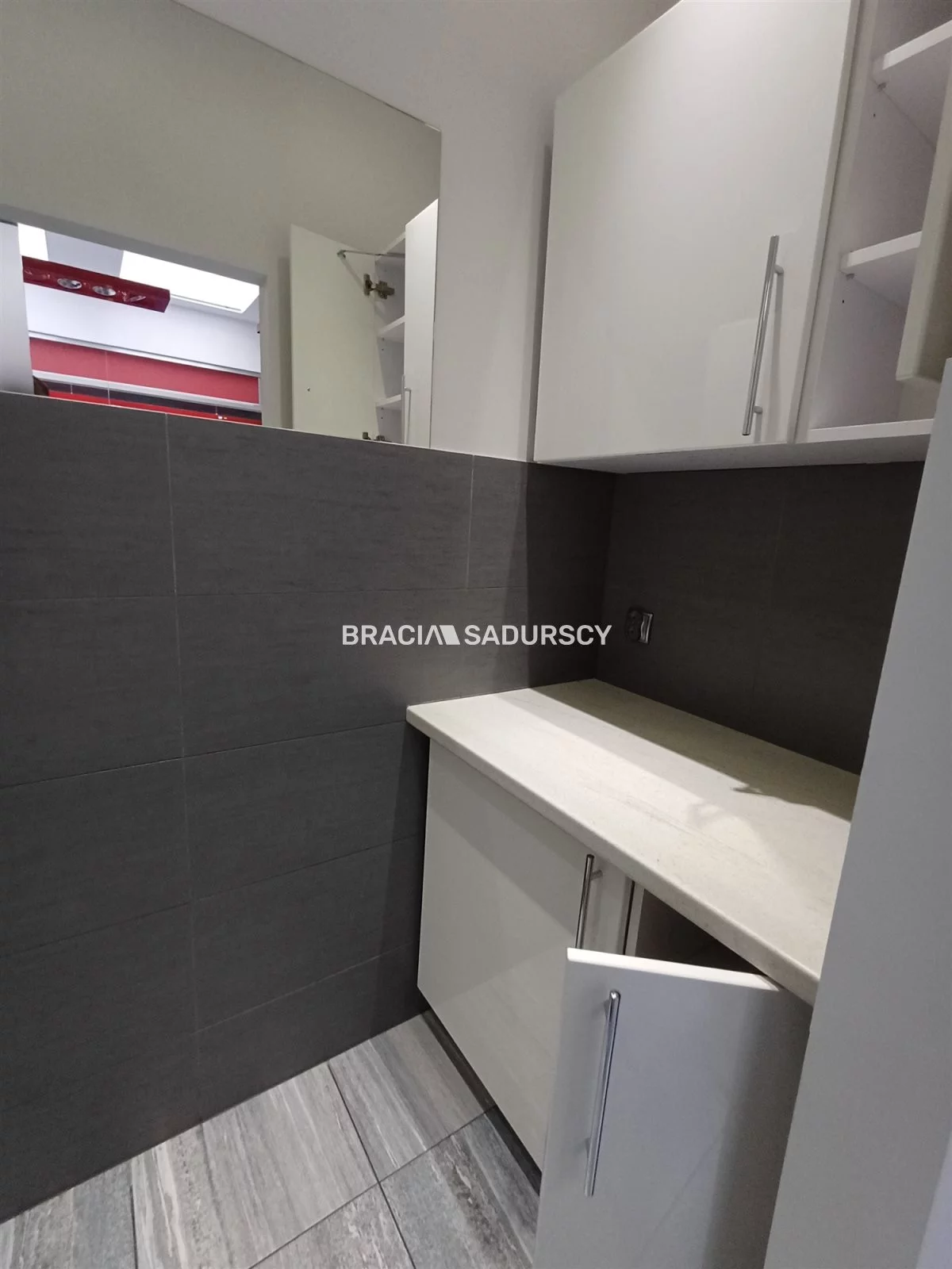 Lokal użytkowy 95,60 m², oferta nr , BS5-LW-311046-3, Kraków, Podgórze, pl. Plac Bohaterów Getta