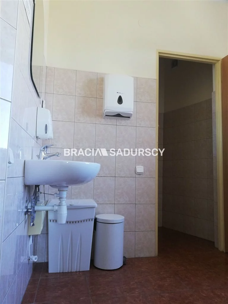 Lokal użytkowy 250,00 m², oferta nr , BS3-LW-235307-76, Kraków, Grzegórzki, Portowa