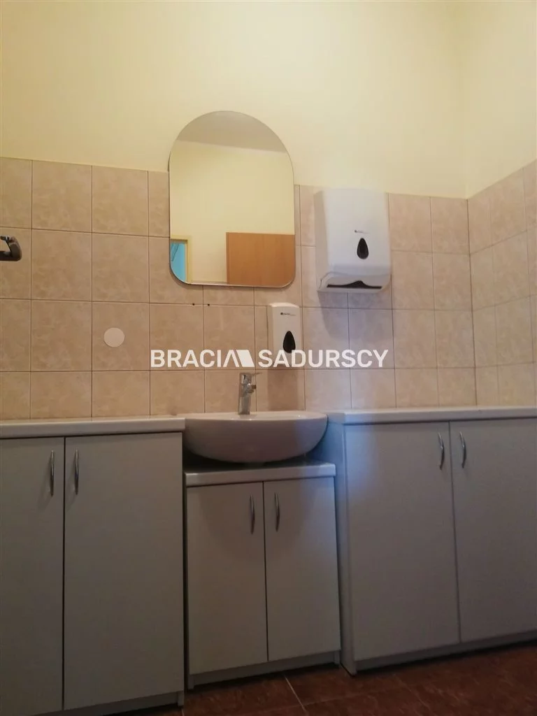 Lokal użytkowy 250,00 m², oferta nr , BS3-LW-235307-76, Kraków, Grzegórzki, Portowa