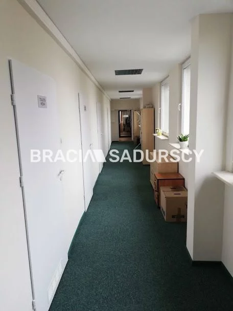 Biuro do wynajęcia, 1 775,00 m², oferta nr BS2-BW-290598-201