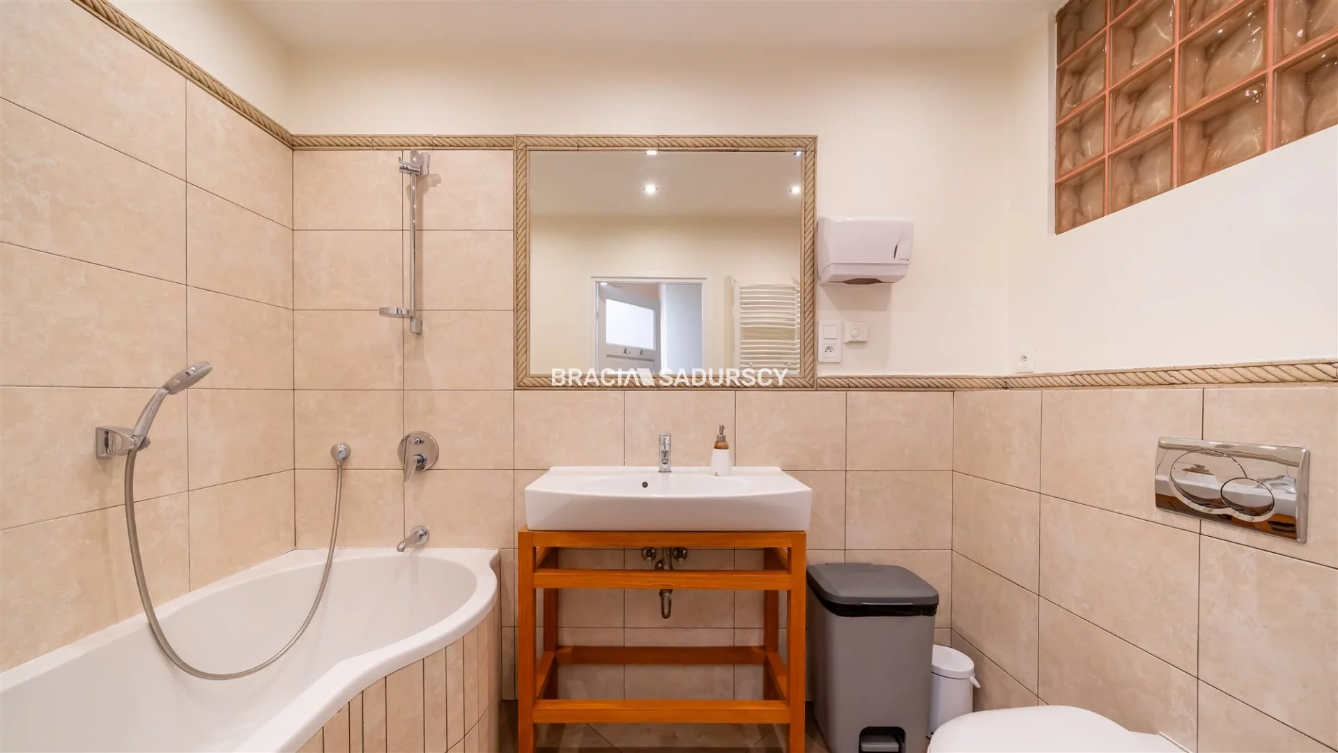 Lokal użytkowy 475,00 m², oferta nr , BS2-LW-311122-4, Kraków, Stare Miasto, Stare Miasto, Retoryka