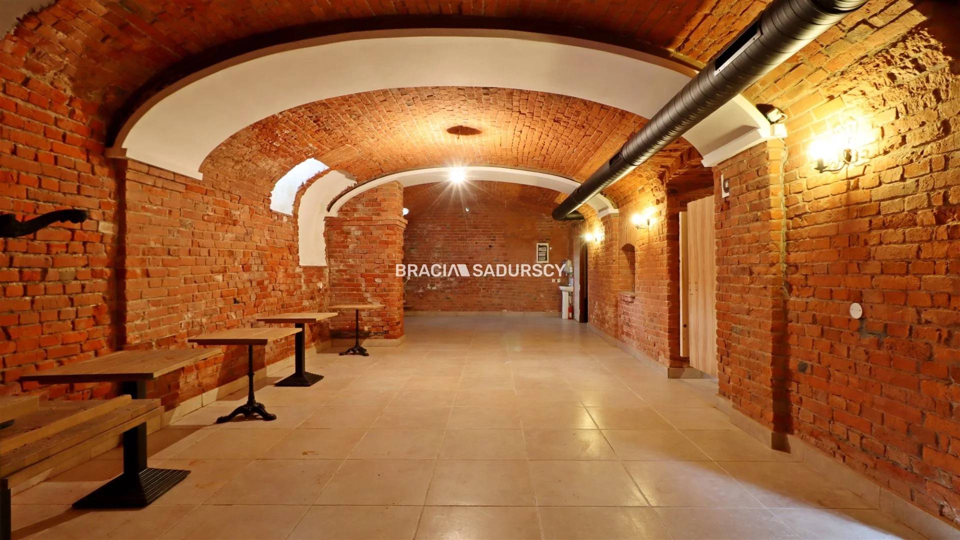 Lokal użytkowy 267,99 m², oferta nr , BS5-LW-309410-7, Tarnów, Rybna