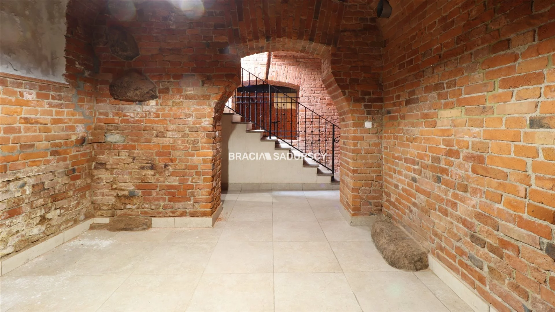 Lokal użytkowy 267,99 m², oferta nr , BS5-LW-309410-7, Tarnów, Rybna