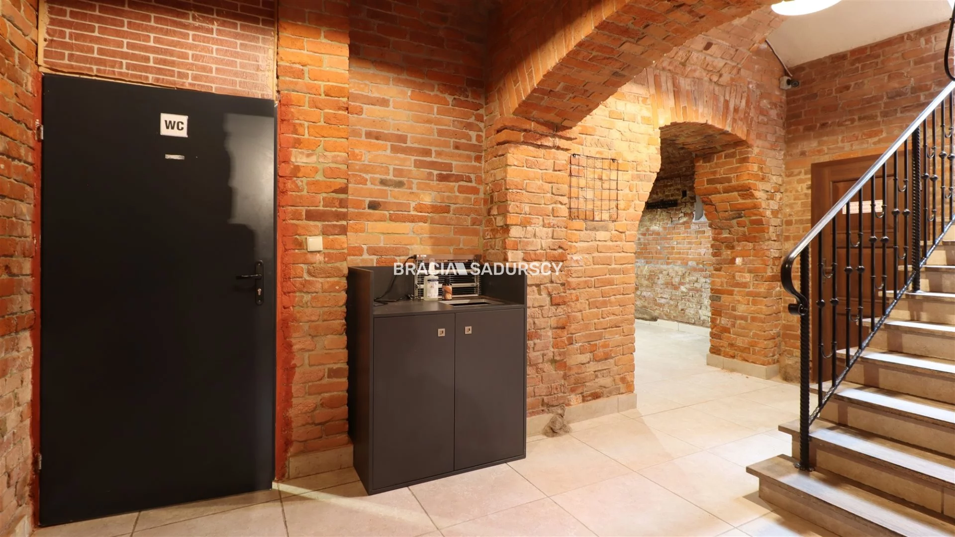 Lokal użytkowy 267,99 m², oferta nr , BS5-LW-309410-7, Tarnów, Rybna
