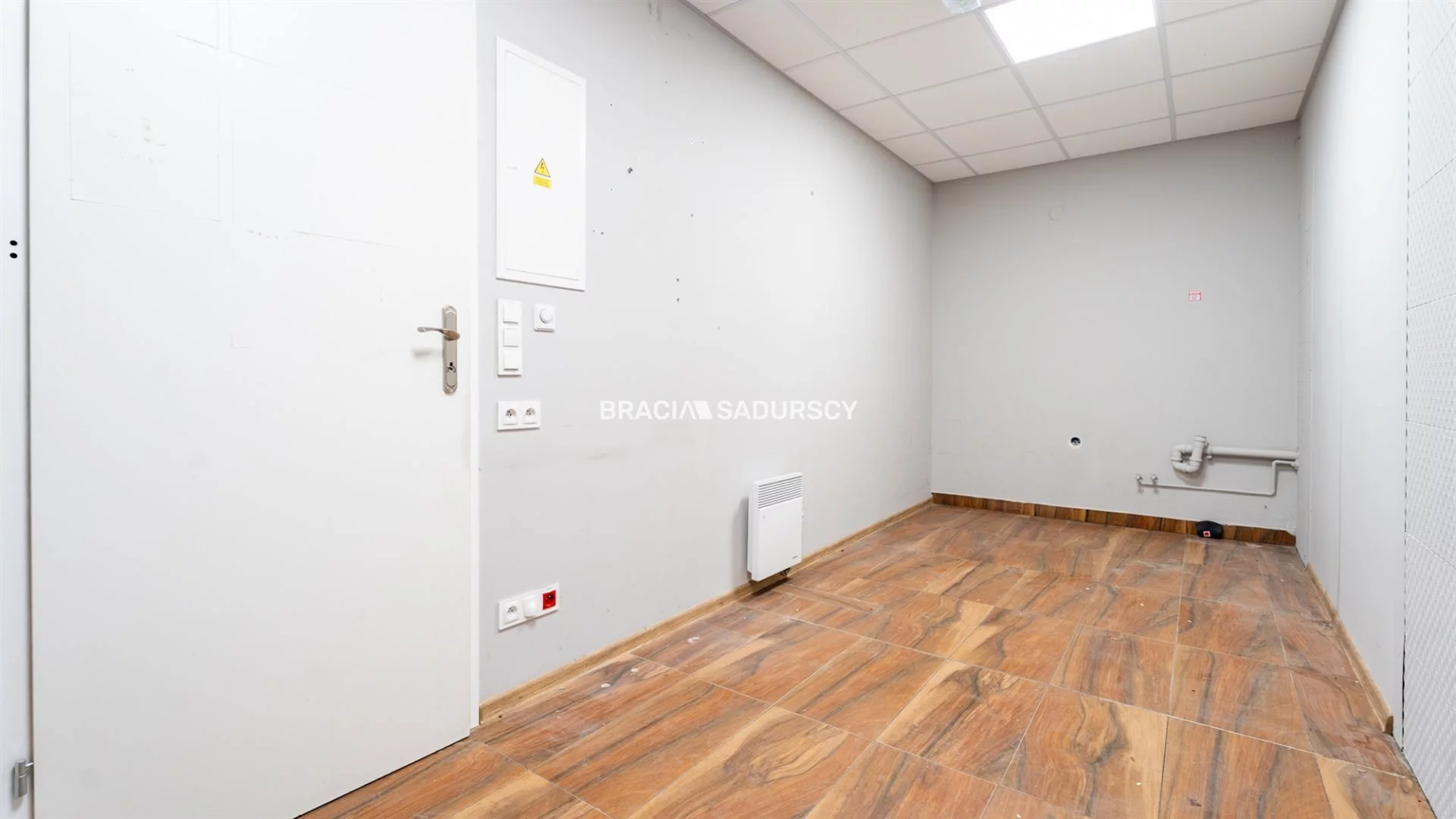 Lokal użytkowy 135,00 m², oferta nr , BS1-LS-307993-22, Kraków, Podgórze Duchackie, Kurdwanów, Turniejowa