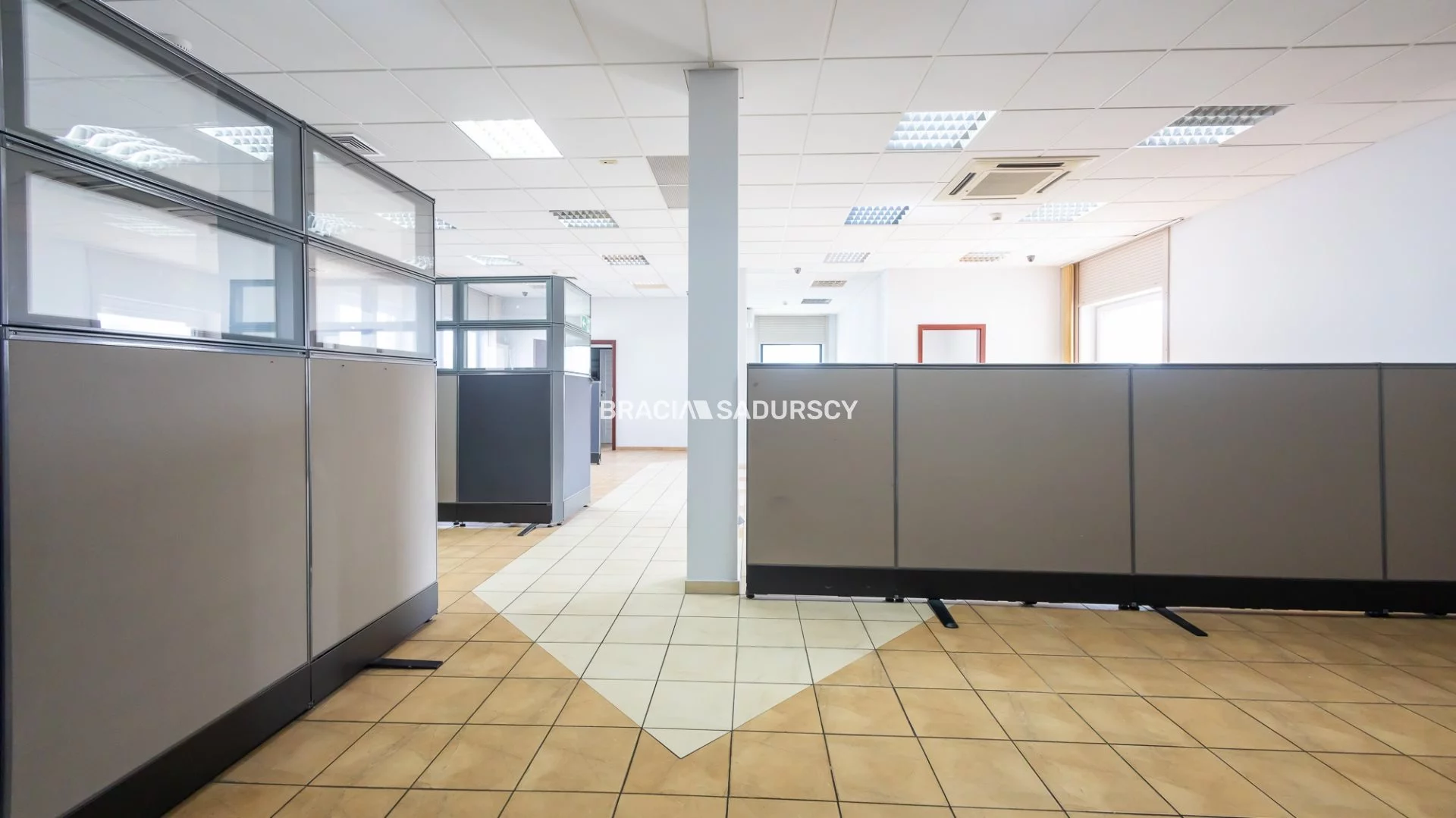 Lokal użytkowy 208,32 m², oferta nr , BS3-LW-301393-2, Kraków, Podgórze, Płaszów, Wielicka