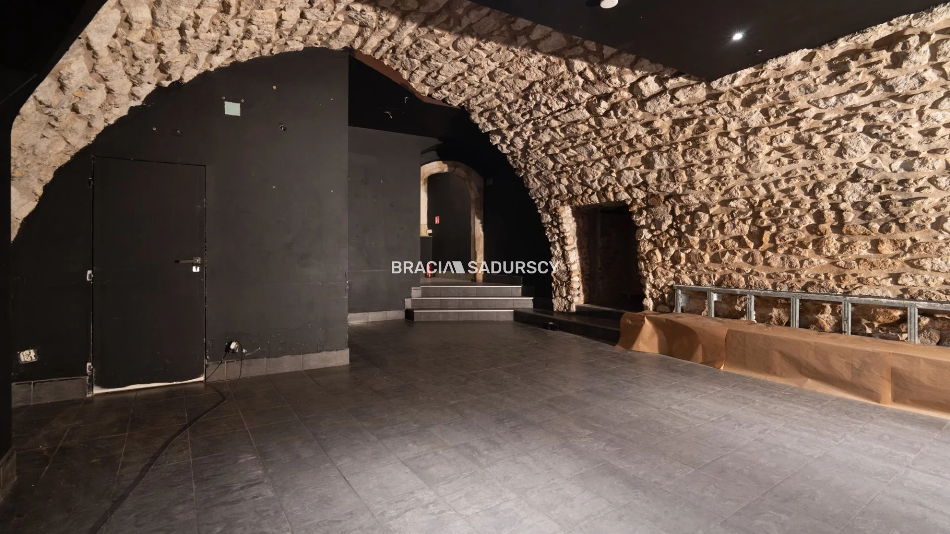 Lokal użytkowy 193,50 m², oferta nr , BS4-LS-309938, Kraków, Stare Miasto, Stare Miasto, Wiślna