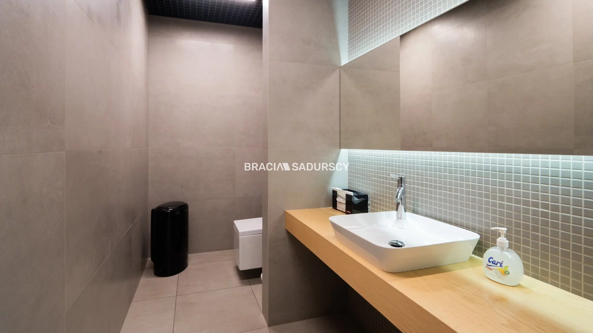 Biuro 51,39 m², oferta nr , BS3-LW-309898, Kraków, Podgórze, Zamknięta