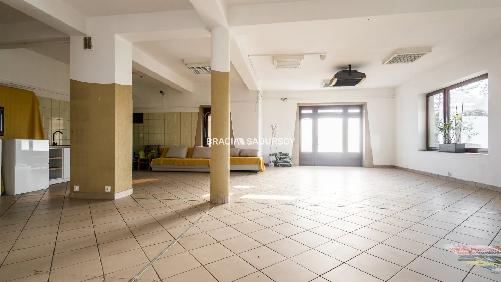 Lokal użytkowy 100,00 m², oferta nr , BS2-LW-302449-52, Skawina, Zawodzie