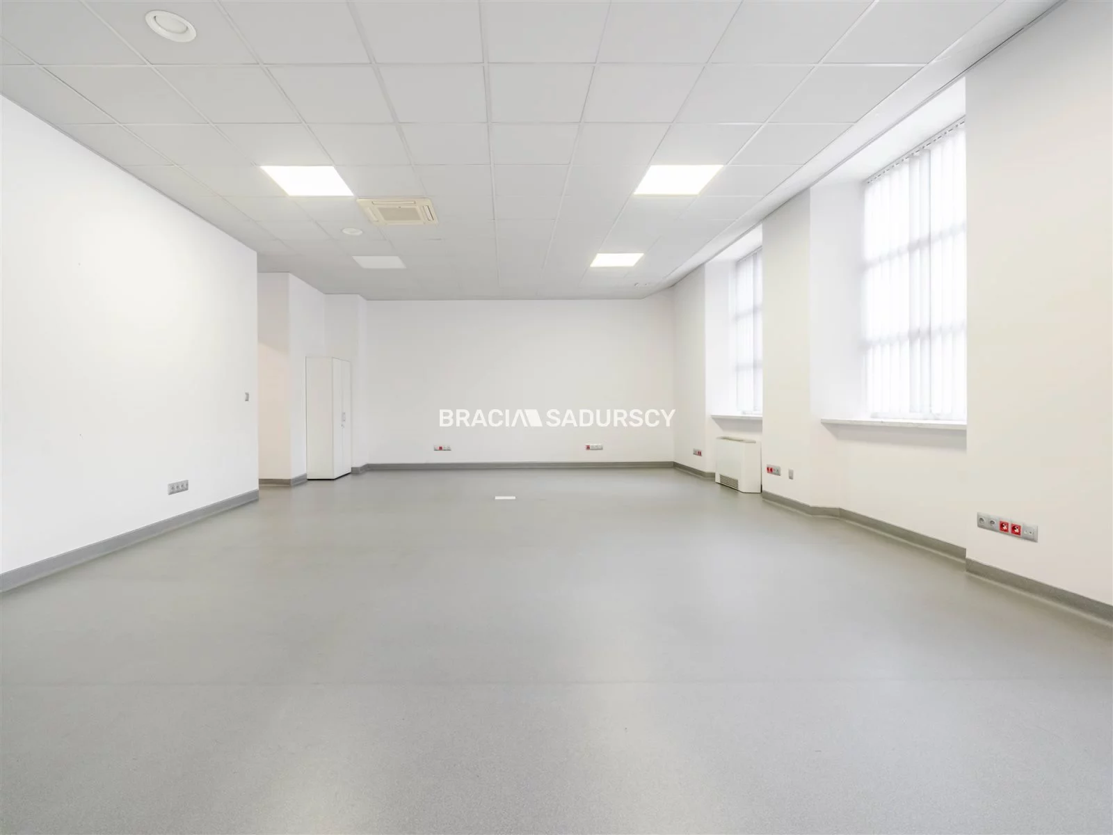 Lokal użytkowy 128,00 m², oferta nr , BS1-LW-311660-1, Kraków, Stare Miasto, Stare Miasto, Zwierzyniecka