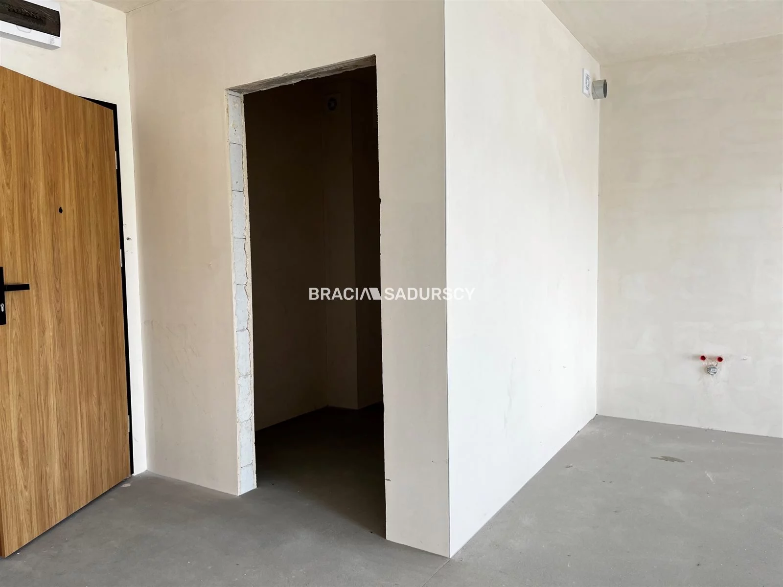 1 pokój, mieszkanie 31,15 m², piętro 3, oferta nr , BS3-MS-311849, Bochnia, Brzeźnicka
