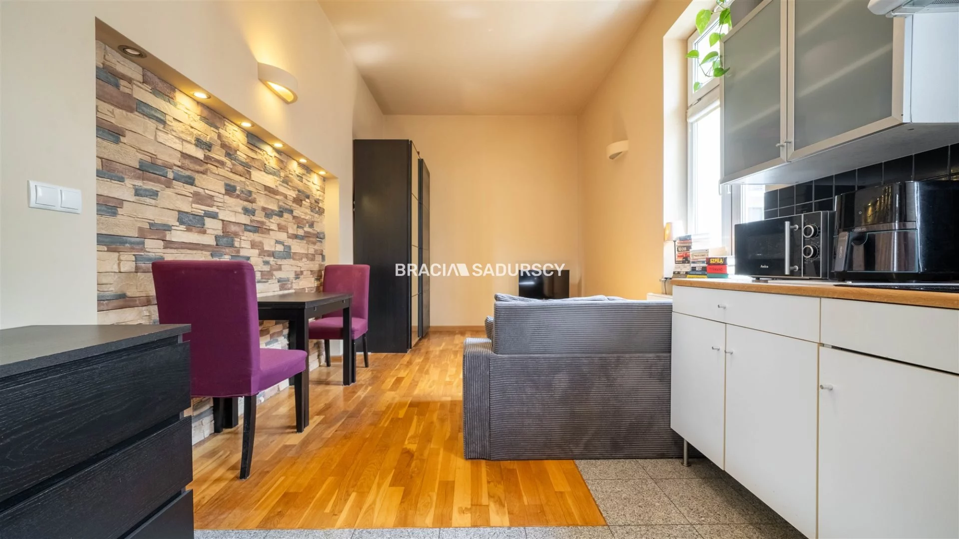 1 pokój, mieszkanie 20,99 m², piętro 1, oferta nr , BS3-MS-310093-2, Kraków, Stare Miasto, Stare Miasto, Kątowa