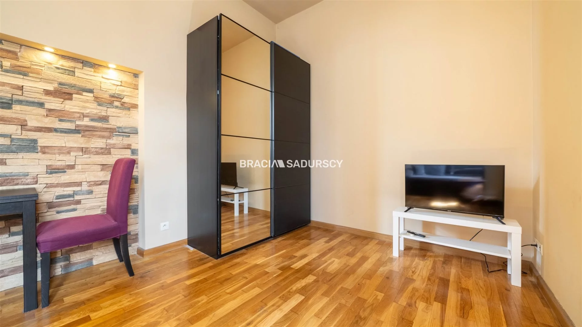 1 pokój, mieszkanie 20,99 m², piętro 1, oferta nr , BS3-MS-310093-2, Kraków, Stare Miasto, Stare Miasto, Kątowa