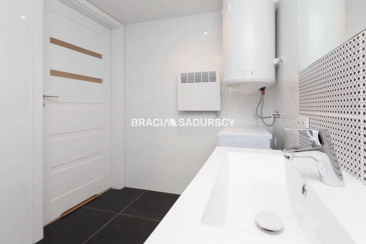1 pokój, mieszkanie 23,30 m², piętro 2, oferta nr , BS4-MS-309830-14, Kraków, Lubomirskiego