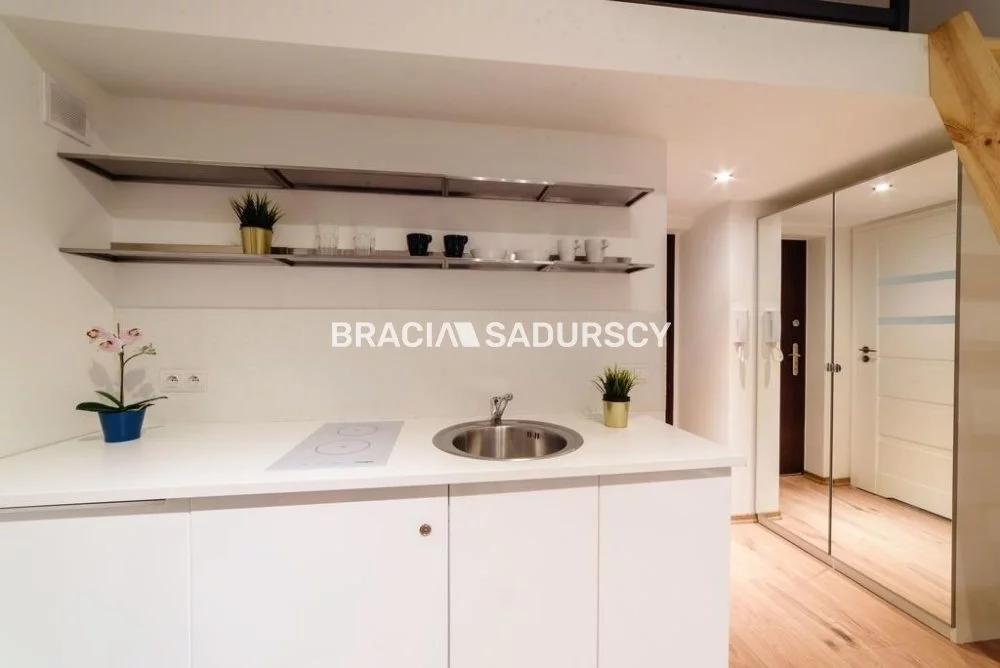 1 pokój, mieszkanie 23,30 m², piętro 2, oferta nr , BS4-MS-309830-14, Kraków, Lubomirskiego