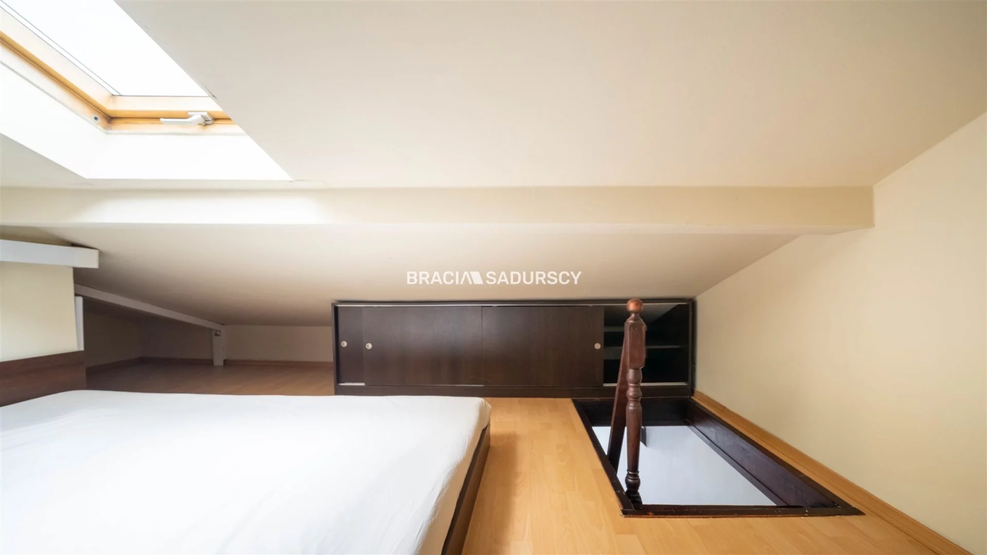 1 pokój, mieszkanie 33,30 m², piętro 5, oferta nr , BS3-MS-308941-2, Kraków, Stare Miasto, Stare Miasto, Starowiślna