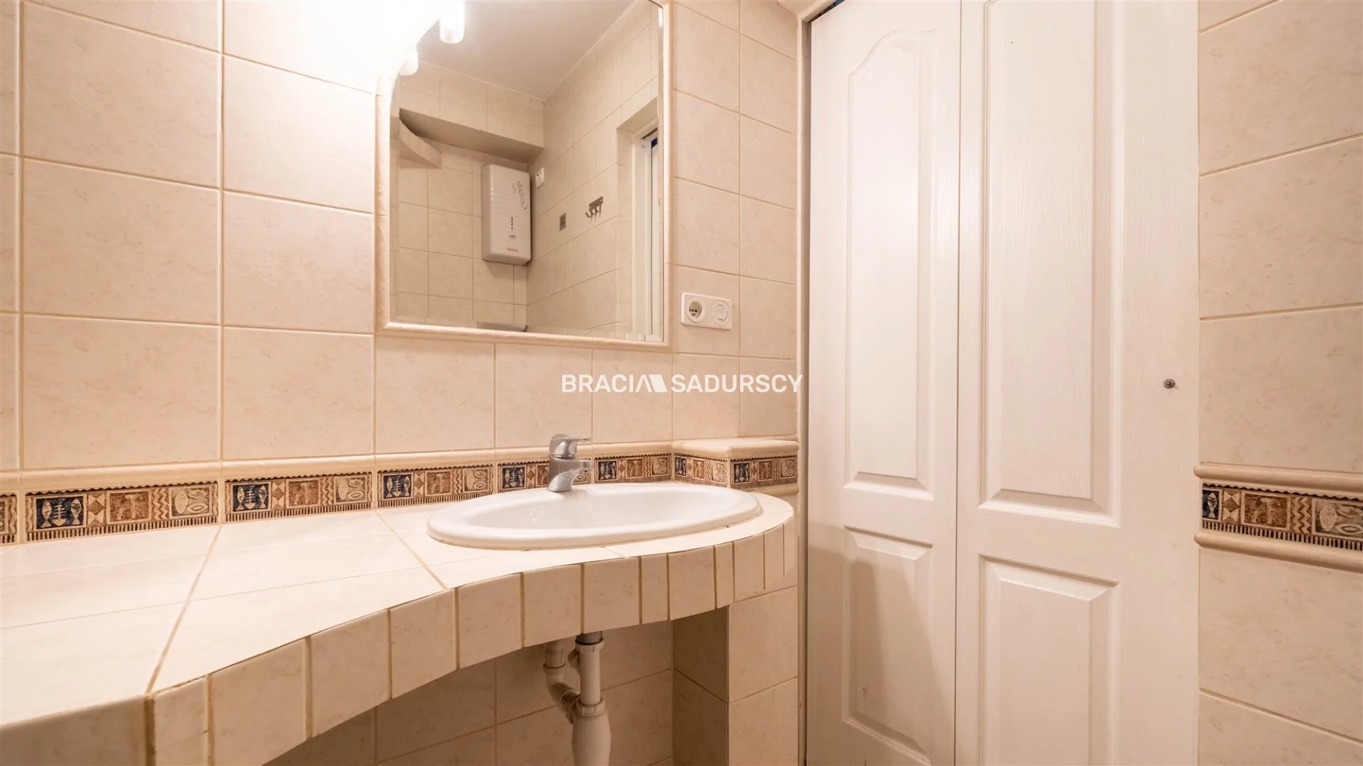 1 pokój, mieszkanie 33,30 m², piętro 5, oferta nr , BS3-MS-308941-2, Kraków, Stare Miasto, Stare Miasto, Starowiślna