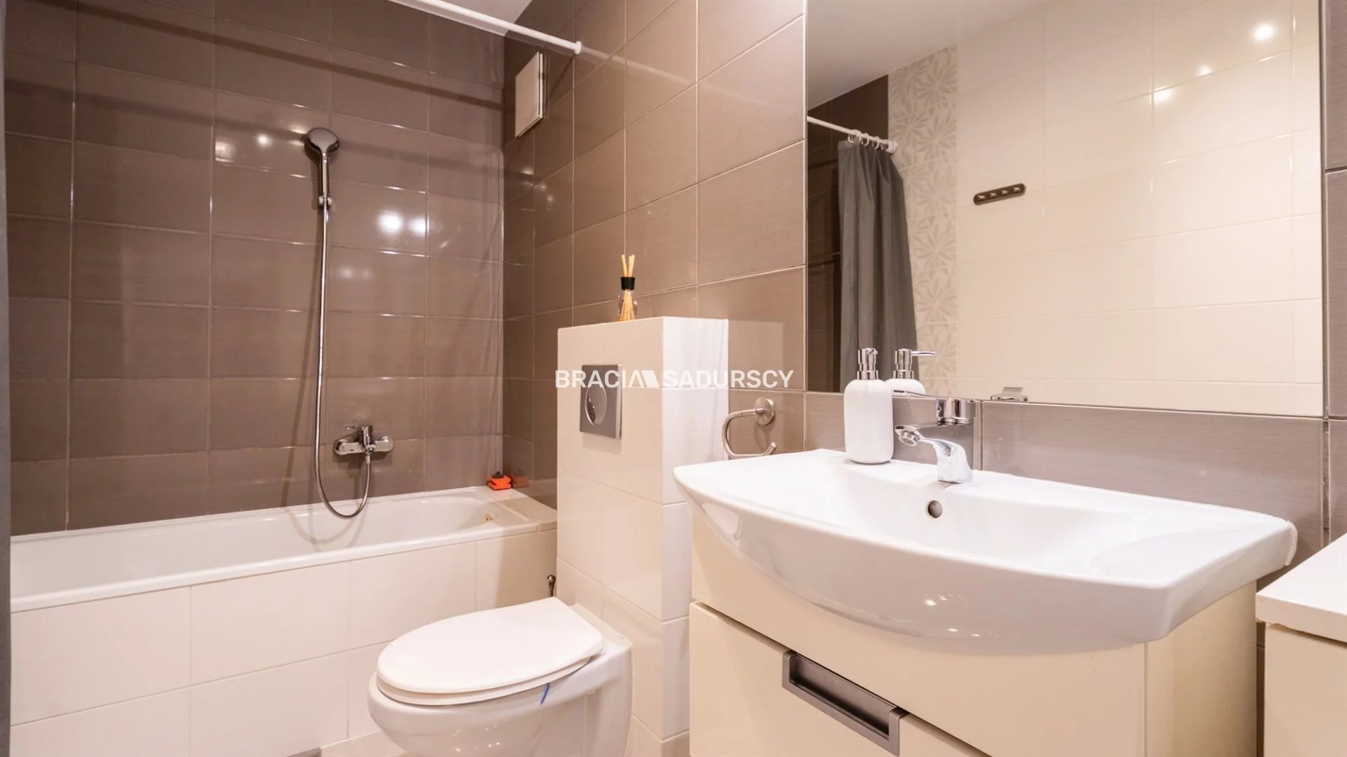 1 pokój, mieszkanie 37,00 m², piętro 7, oferta nr , BS3-MW-309457, Kraków, Czyżyny, os. 2 Pułku Lotniczego