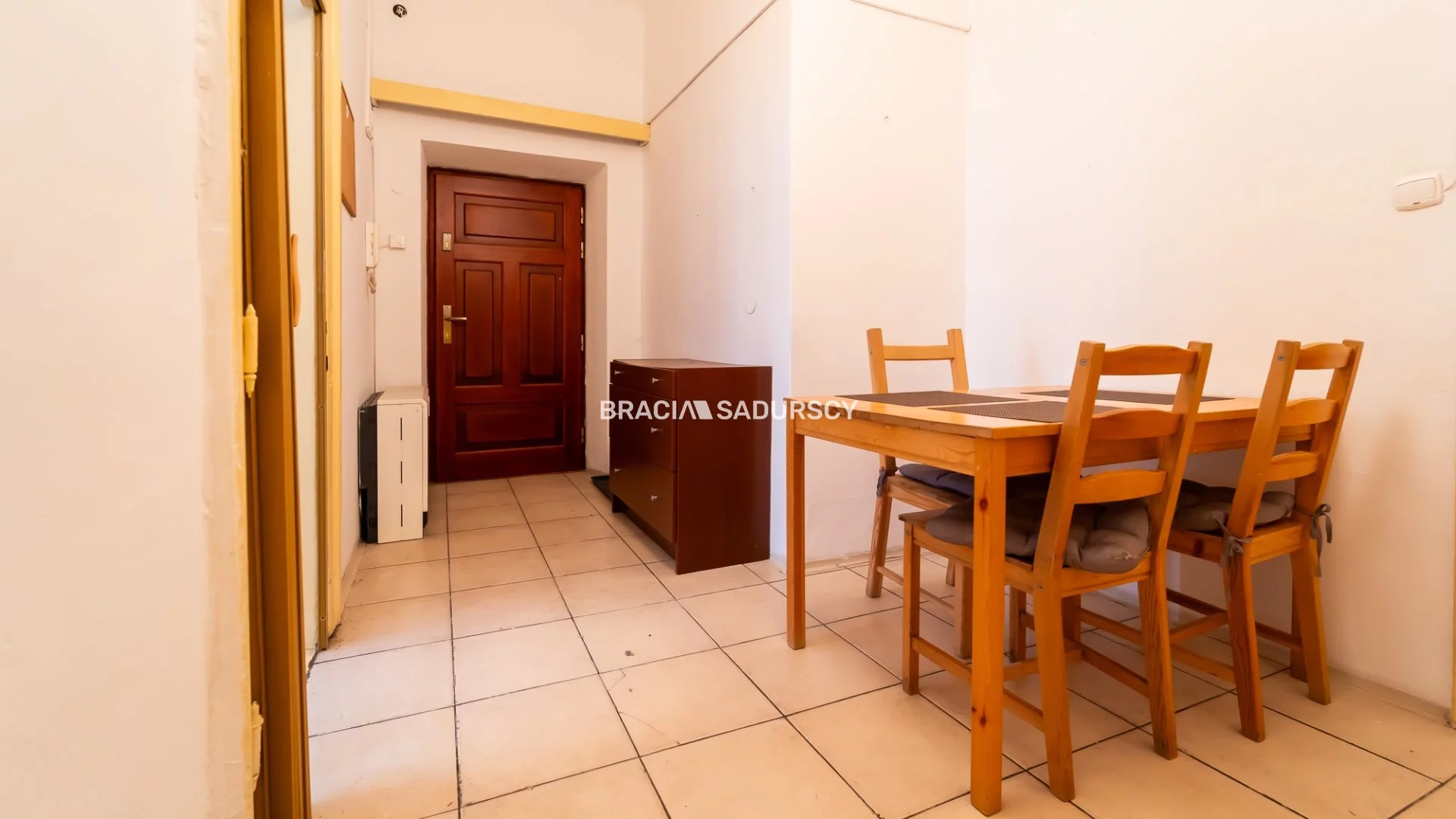2 pokoje, mieszkanie 40,92 m², piętro 2, oferta nr , BS3-MS-311759, Kraków, Stare Miasto, Stare Miasto, Rynek Główny