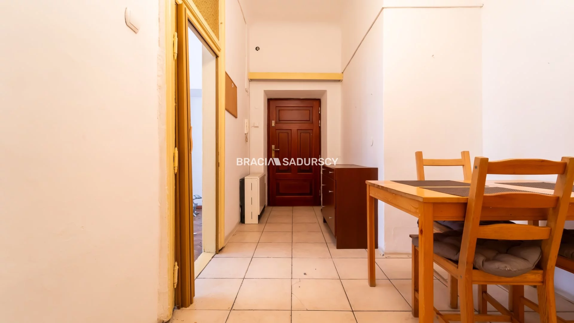 2 pokoje, mieszkanie 40,92 m², piętro 2, oferta nr , BS3-MS-311759, Kraków, Stare Miasto, Stare Miasto, Rynek Główny