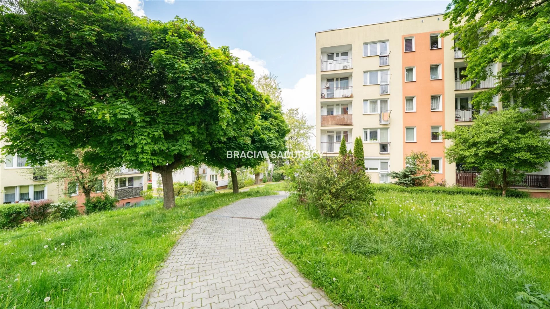 2 pokoje, mieszkanie 37,10 m², piętro 3, oferta nr , BS2-MS-309062-3, Skawina, Słoneczna