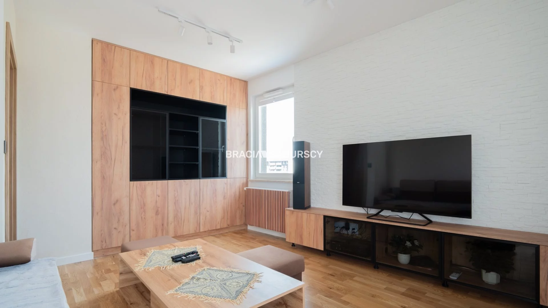 BS1-MW-307897-10 - zdjęcie nr 0