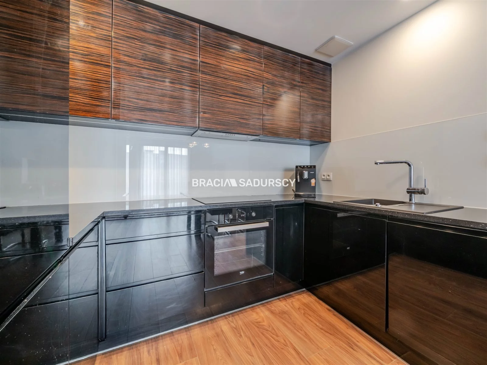 2 pokoje, mieszkanie 52,00 m², piętro 3, oferta nr , BS4-MW-312139, Kraków, Stare Miasto, Stare Miasto, Sukiennicza