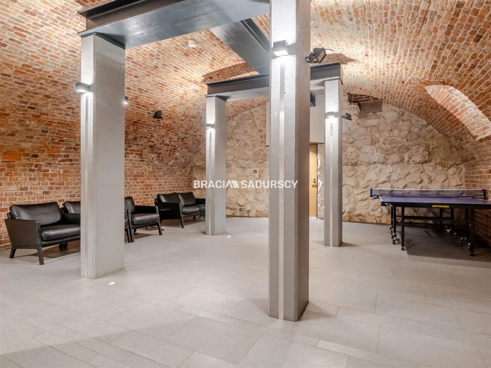 2 pokoje, mieszkanie 52,00 m², piętro 3, oferta nr , BS4-MW-312139, Kraków, Stare Miasto, Stare Miasto, Sukiennicza