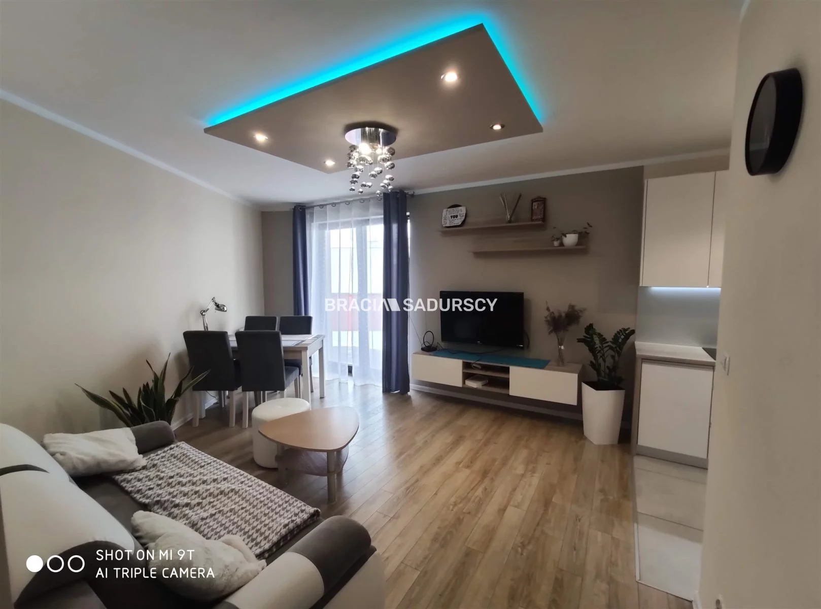 Apartament na sprzedaż, 51,21 m², 3 pokoje, piętro 6, oferta nr BS4-MS-303513-3