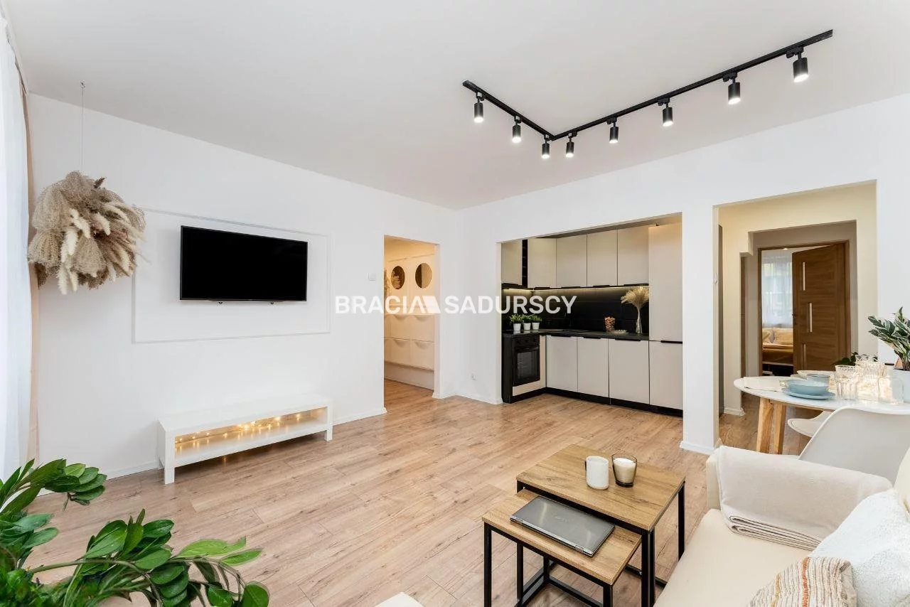 3 pokoje, mieszkanie 43,56 m², piętro 2, oferta nr , BS4-MS-312675-17, Kraków, Bieńczyce, os. Kazimierzowskie