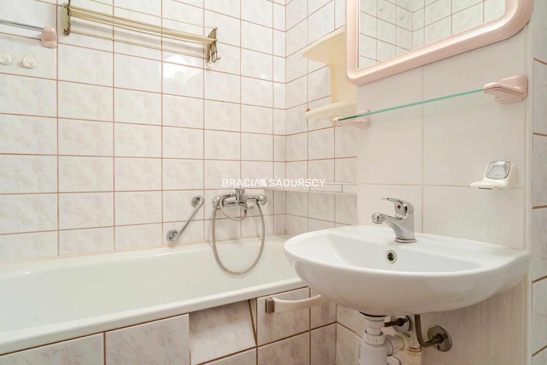 3 pokoje, mieszkanie 47,50 m², parter, oferta nr , BS1-MS-311882, Kraków, Dębniki, Osiedle Podwawelskie, Komandosów