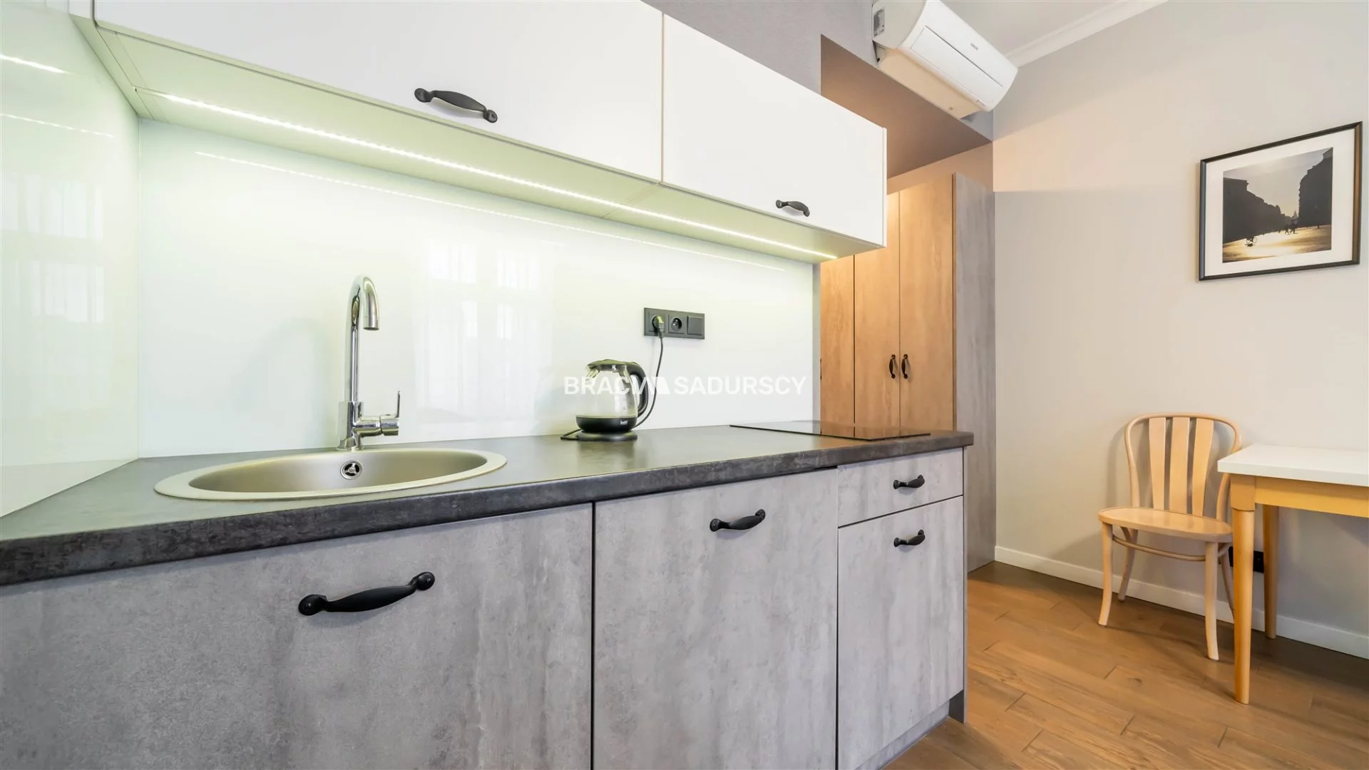 3 pokoje, mieszkanie 73,99 m², piętro 4, oferta nr , BS3-MS-306014, Kraków, Stare Miasto, Śródmieście, Krasińskiego